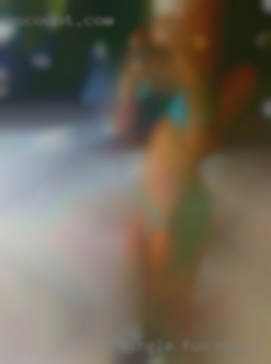Single, fun naked pleasure woman seeker.